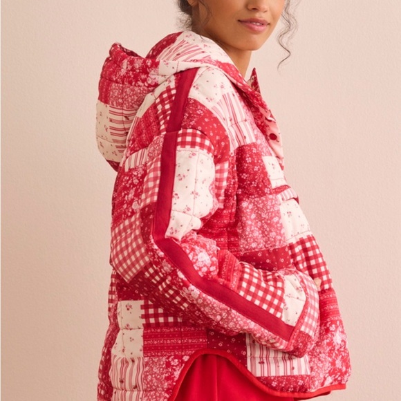 Altar'd State Red and White Quilted Puffer Jacket - Picture 2 of 12